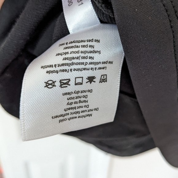 MEC workout longsleeve Medium C5 - Picture 10 of 10